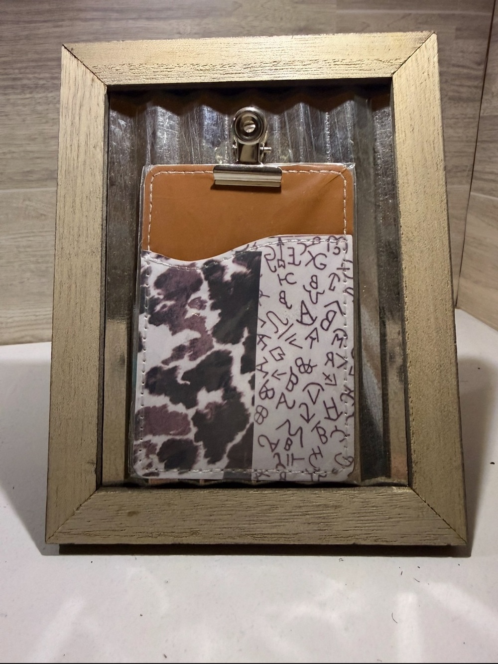 Women's Tan and Patterned Card Wallet